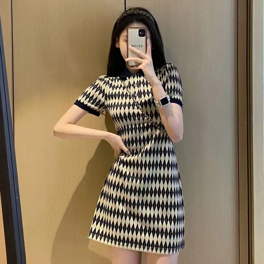 French-style small Chanel-like Polo dress for women, new summer style, unique design, slimming and elegant, checkered pattern, suitable for petite women.