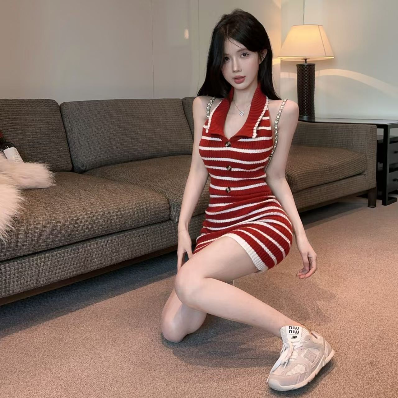 French-style Temperament Waist-cinching and Slimming Women's Short Polo-neck Red Striped Knitted Dress, Bodycon Skirt