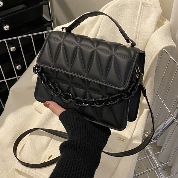 New Arrival  big discount Simple and retro small square handbag with chain, single shoulder crossbody bag with diamond pattern