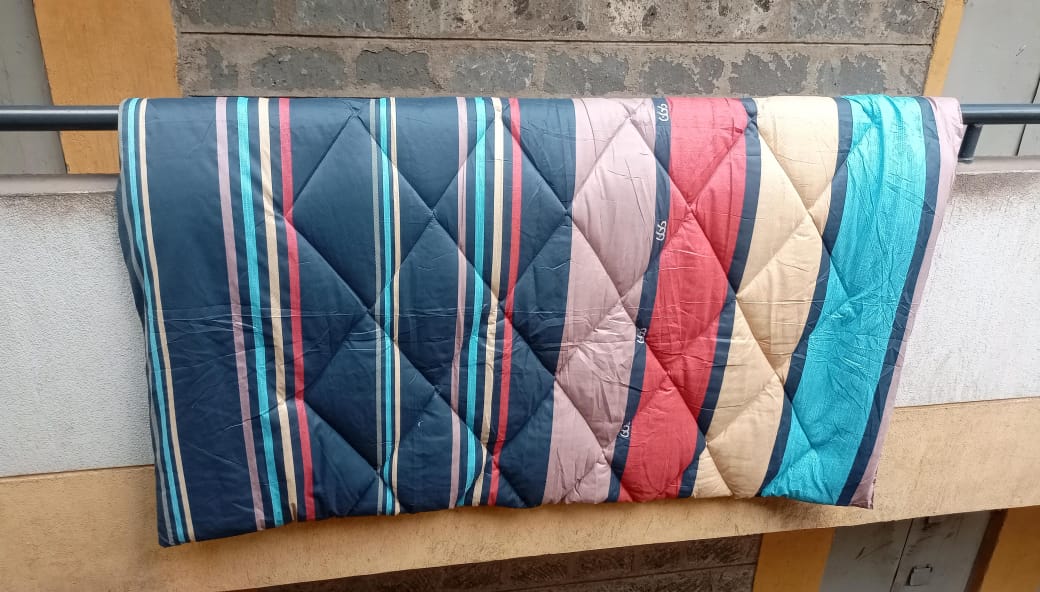 [🔥LIMITED OFFER🔥 🥑🌽ONLY AT KILIMALL !!! ]  [ 4 X 6 ] Brand New Very Quality Durable Unbinded duvet ,One sheet  & two pillowcases at Affordable Price