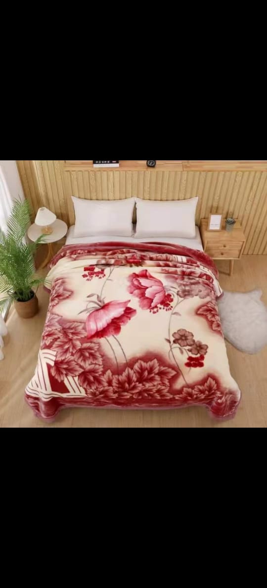 [ CLASSY NEW ARRIVALS 🤩🤩✨ !!! ] Single Size  6 x 6ft Brand New Comfortable Affordable Stylish and Luxurious Home  double blanket Exclusive and Enticing .Desiring To Serve The Best Experience