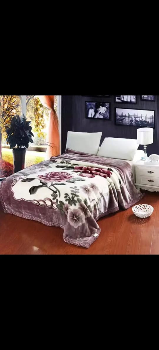 [ CLASSY NEW ARRIVALS 🤩🤩✨ !!! ] Single Size  6 x 6ft Brand New Comfortable Affordable Stylish and Luxurious Home  double blanket Exclusive and Enticing .Desiring To Serve The Best Experience