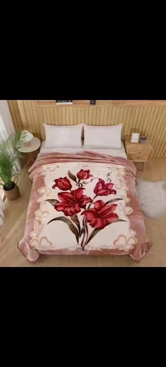 [ CLASSY NEW ARRIVALS 🤩🤩✨ !!! ] Single Size  6 x 6ft Brand New Comfortable Affordable Stylish and Luxurious Home  double blanket Exclusive and Enticing .Desiring To Serve The Best Experience