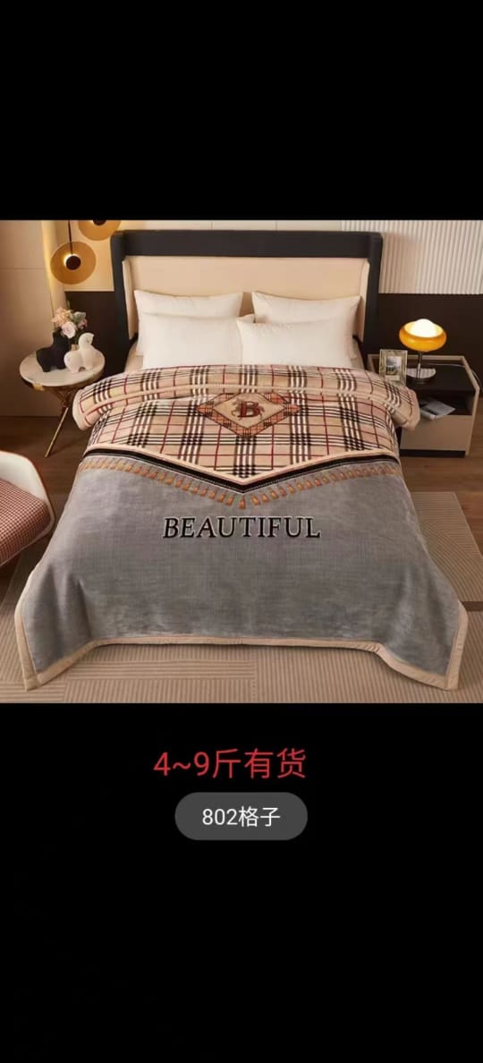 [ CLASSY NEW ARRIVALS 🤩🤩✨ !!! ] Single Size  6 x 6ft Brand New Comfortable Affordable Stylish and Luxurious Home  double blanket Exclusive and Enticing .Desiring To Serve The Best Experience