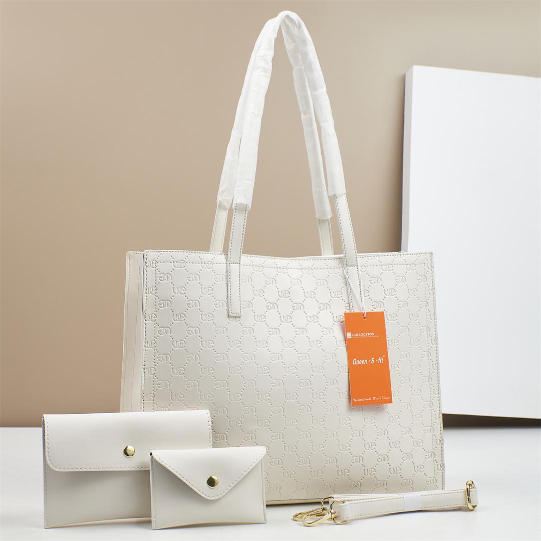 [ EMBRACE THE LATEST TREND 🤩🤩✨ !!! ] 3 IN 1 Brand New Very High Quality Stylish and Luxurious Comfortable Ladies Handbag Exclusive and Enticing .Designed With Durability and Functionality ✔👌