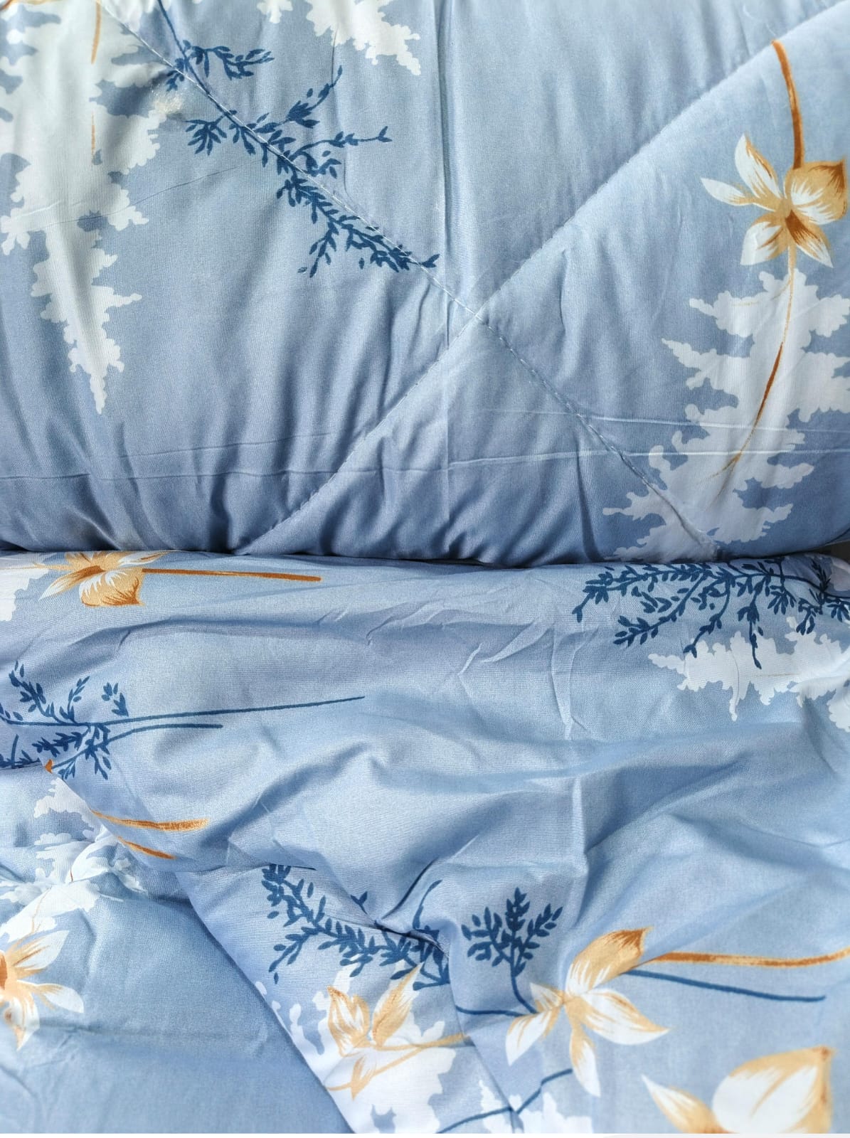 [🔥LIMITED OFFER 🔥 🥑🌽JUST FOR YOU !!! ] 4 Pc Size 5X6ft Classy Brand New Very High Quality Stylish and Luxurious Elegant Unbinded duvet with one sheet and two pillowcases at Affordable Price✨👌
