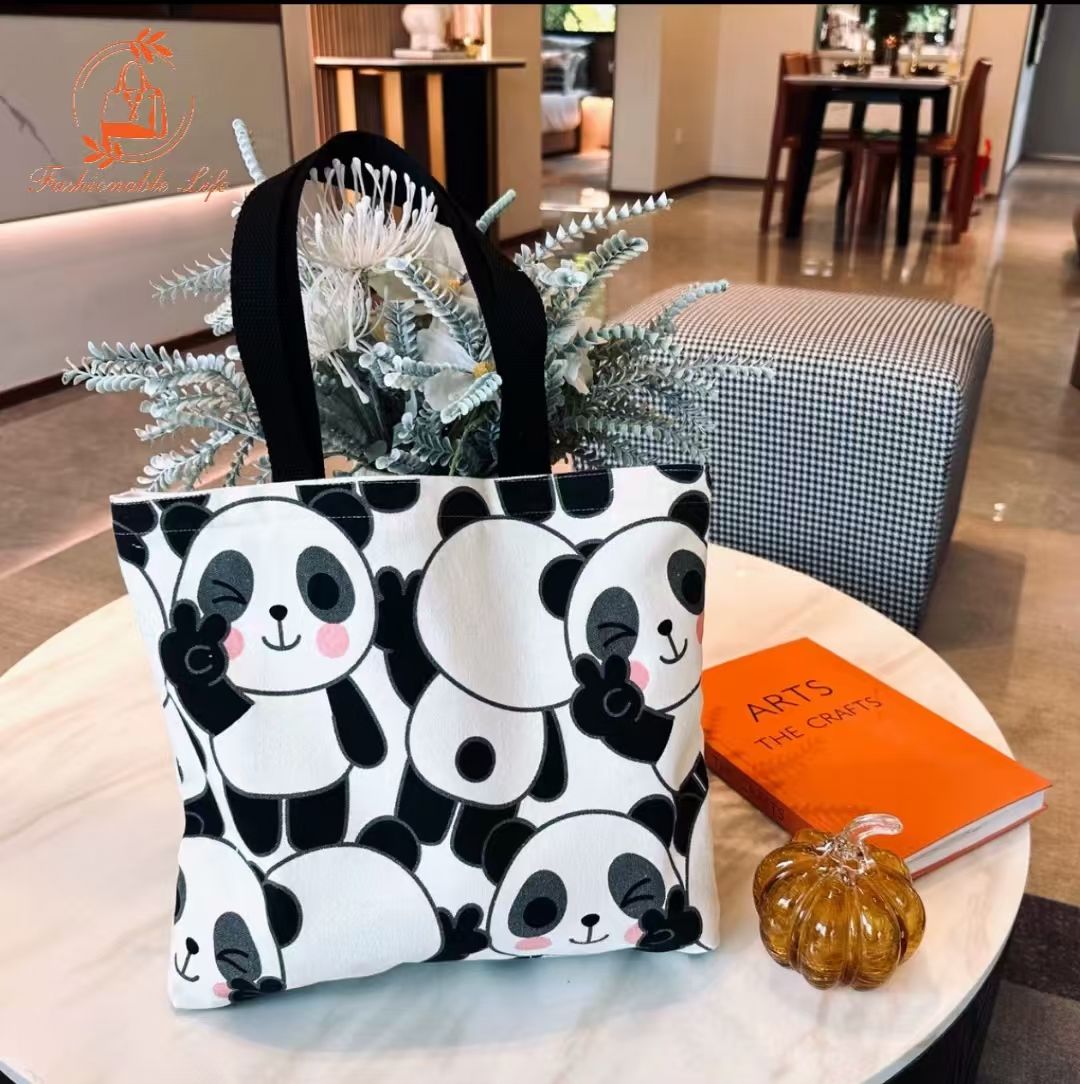 New arrived large capacity cute panda handbag canvas bag shoulder bag female student backpack mom shopping and travel bag