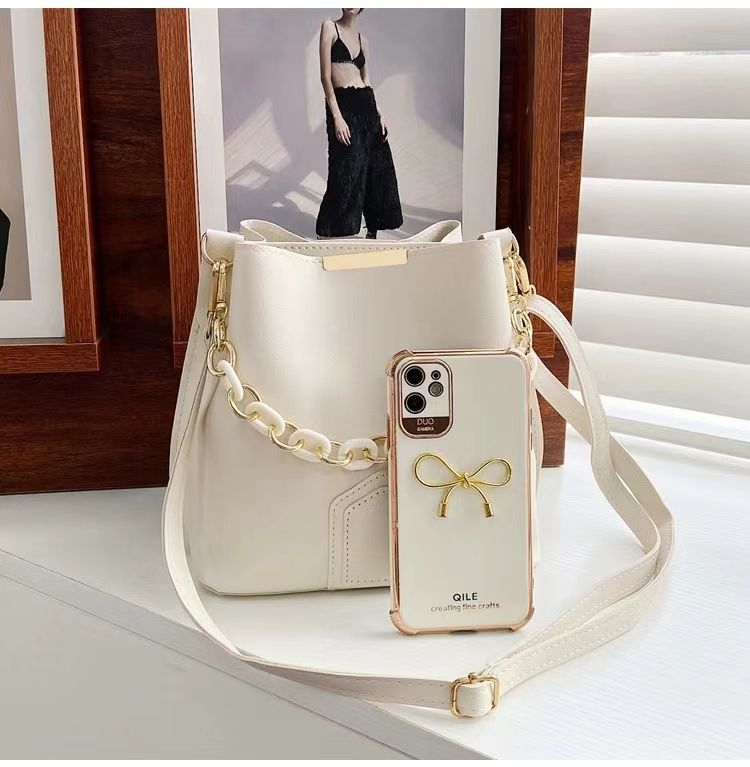 New Ladies Shoulder Bag Messenger Bag Fashion Chain Handbag Gift Bag for Girlfriend Handbag Chain Bucket Bag Simple Fashion Trend Candy Color Multipurpose Bag Large Capacity hangbag  bags