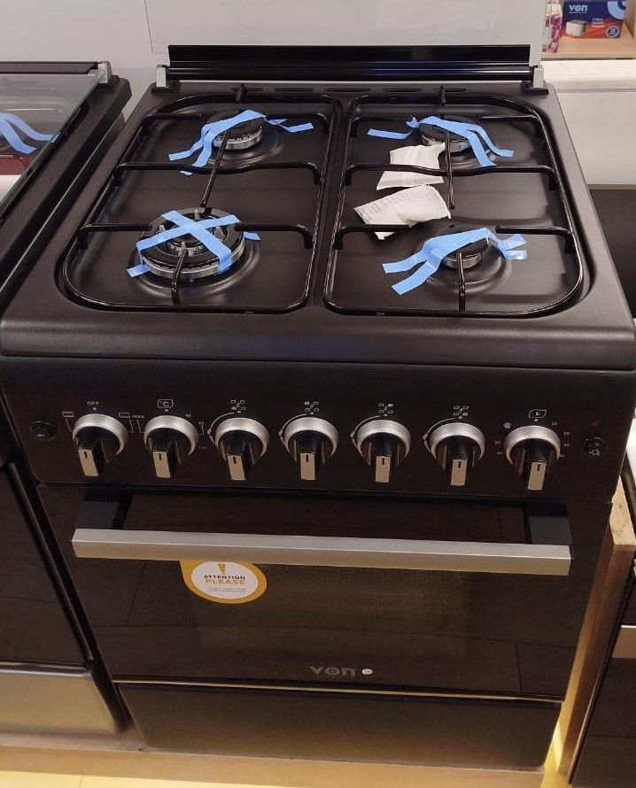 VON 58 X 58, 4 Jet Pool Gas Burners Free Standing Cooker + Electric Oven