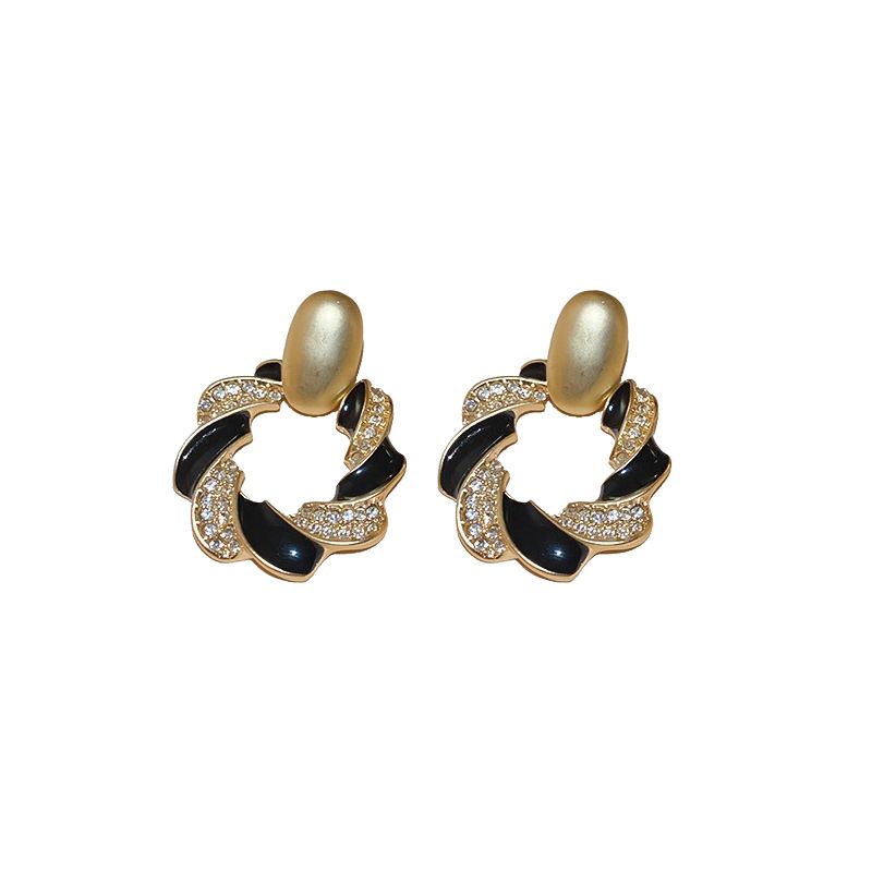 Silver Needle Studded Diamond Dripping Oil Circular Spiral Earrings, Retro Fashion Temperament, Light Luxury, High-End Feeling Earrings