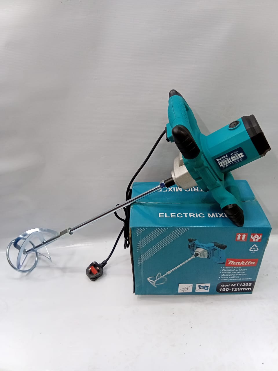 Makita Electric Paint Mixer Stirrer Handheld Industrial Cement Concrete Mixer with Adjustable Speed Control for Fodder Plaster Mortar Grout Mud