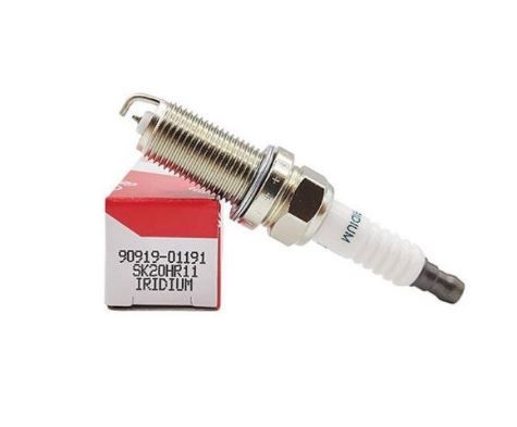 Denso Spark Plug SK20HR11   - 4 Spark Plugs