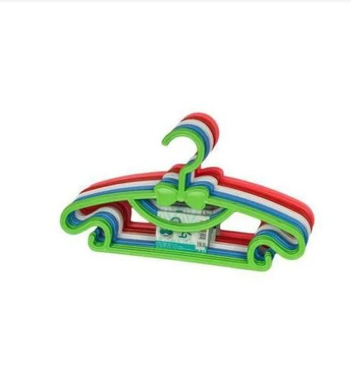 Generic 1 Dozen (12pc) Plastic Kids Hangers, Well designed to fit Babies,Toddlers and Teen Clothes