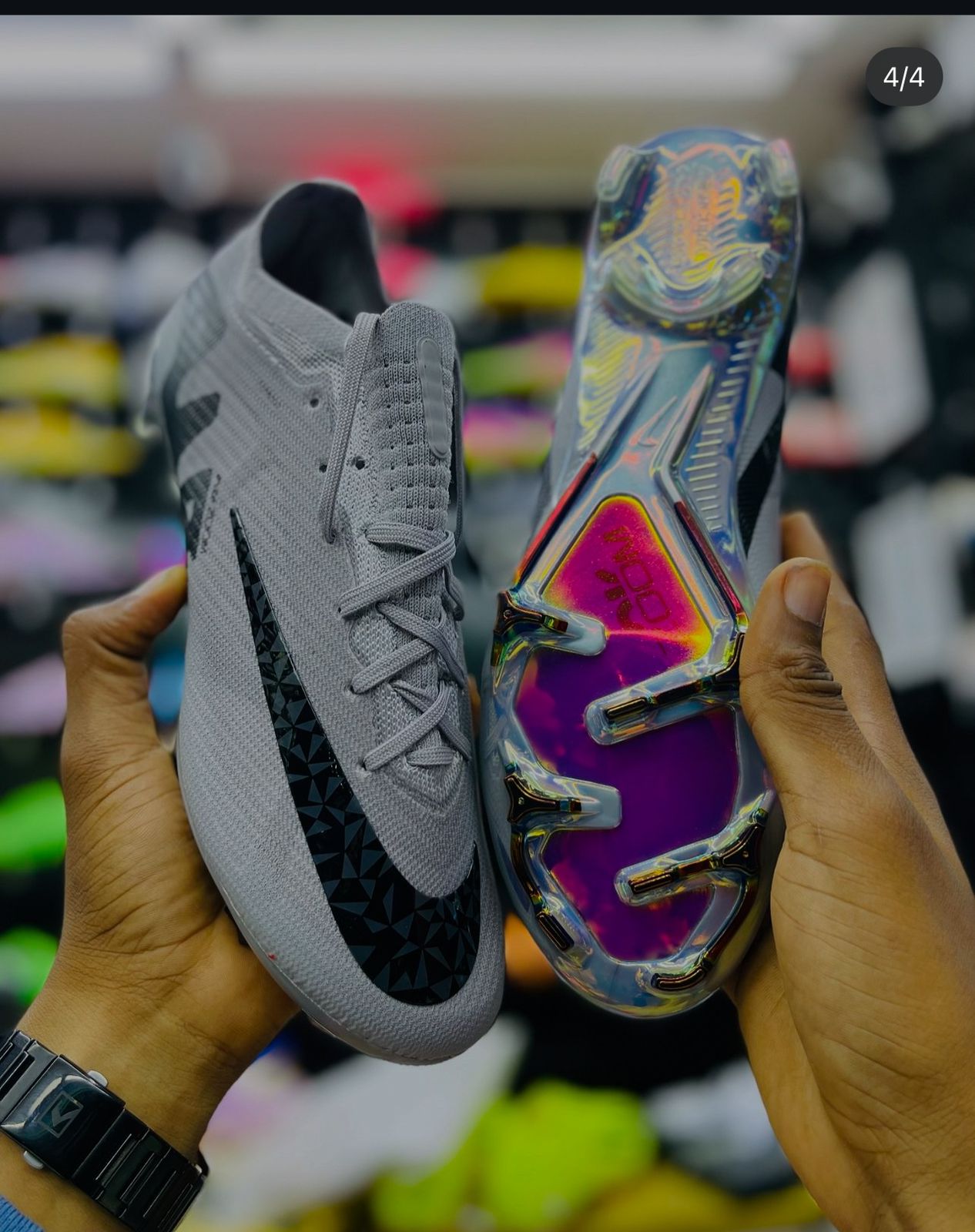 New Arrivals  Men Football Boots Non-slip Light Sport Shoes Outdoor Footwear Sneakers Soccer Shoes