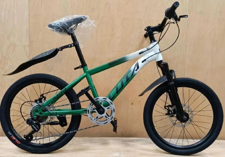 KIDS SIZE 20 BICYCLE WITH GEARS FOR AGE 6YRS TO 12YEARS CHILDREN BIKE VERY STRONG WITH DISC BRAKES