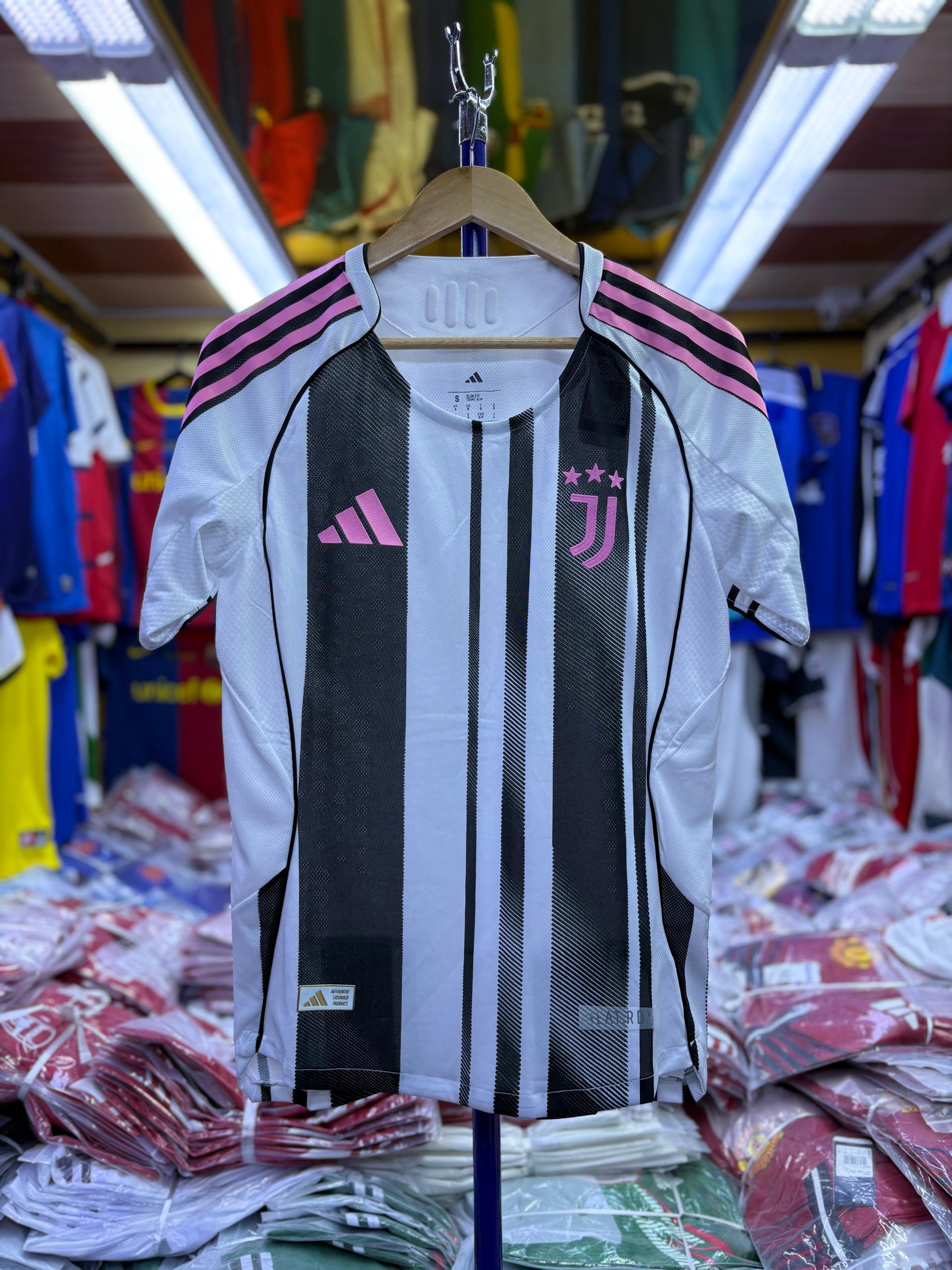 Juventus 2025-26 Home Jersey – Best Quality Original Authentic Football Jersey (Unisex)