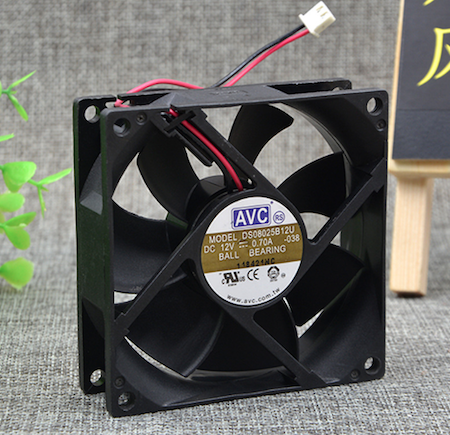 AVC DS08025B12U  DC 12V 0.70A 2-wire 2-pin connector 70mm 80X80X25mm Server Square Cooling fan  PWM intelligent speed control