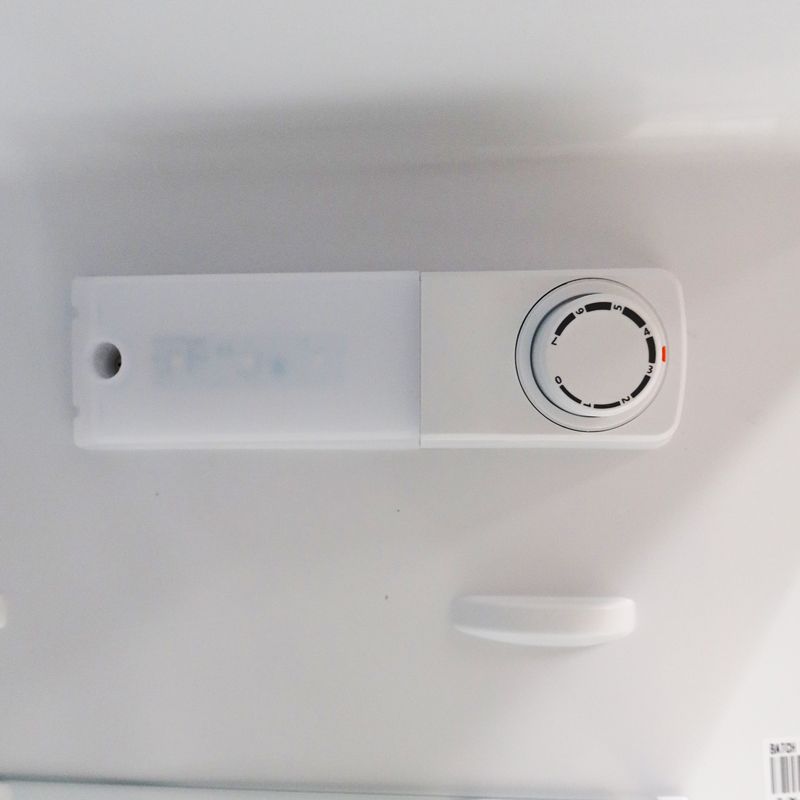 Hisense fridge 205L Double Door Refrigerator  REF205DR Double Doors Refrigerator  Fridge and Freezer With Lock +Free Fridge Guard  Refrigerators