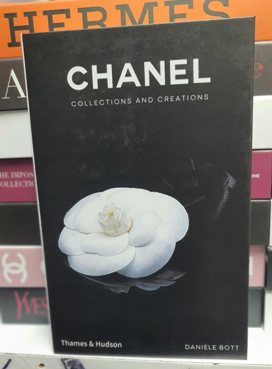 5pcs Luxury Dummy / Decorative books for coffee tables, bookshelves and interior design styling