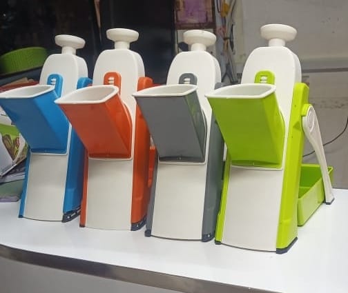 ♨Mandoline Safe Slice Chopper ▪Available in Green, Orange,Blue and gray ▪Easy to Use ▪No Loose Blades to Keep fingers safe. ▪BPA free plastic, non- skid feet, and high carbon stainless s