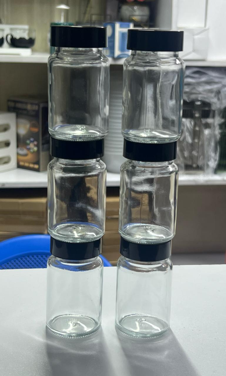 Set of 5 Gingershots Glass Bottles set of 5 ▫Material: Glass with Black Plastic Lid ▫Reusable ▫Capacity: 60ml