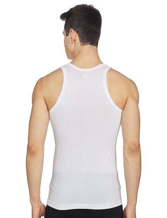 MEN'S WHITE VESTS (100% COTTON). 3PCS / 6 PCS PACK. SIZES: M, L, XL, XXL, XXXL.