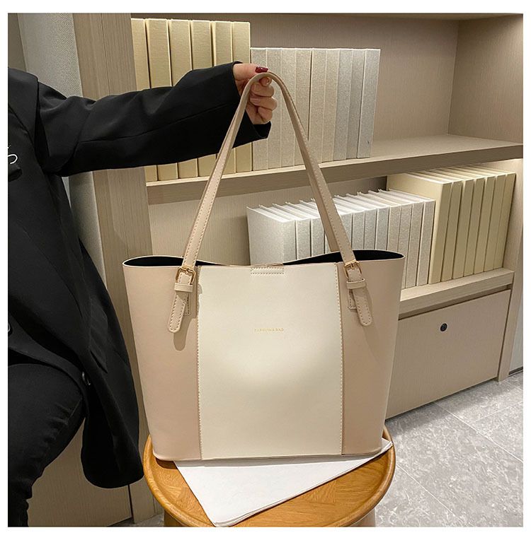 Large capacity tote bag shoulder bag outdoor handbag color blocked stylish handbag Simple and atmospheric bag