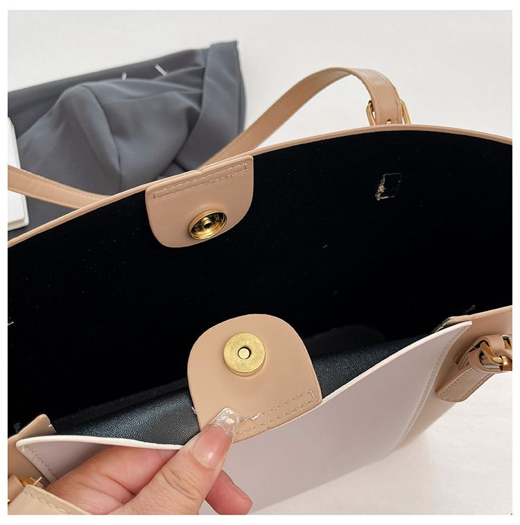 Large capacity tote bag shoulder bag outdoor handbag color blocked stylish handbag Simple and atmospheric bag