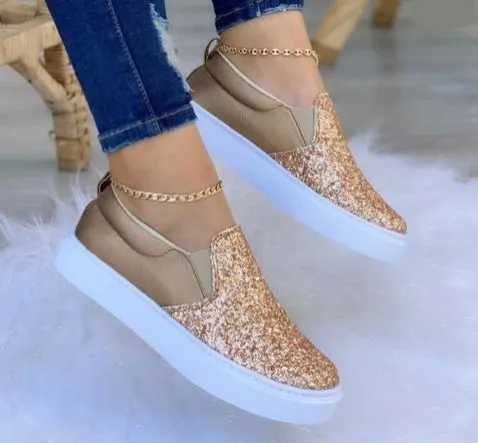 Women's Shoes > Sneakers