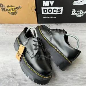 Men's Dr. Martens Low Double Sole Shoes - Premium Quality Leather Sneakers for Comfort and Durability