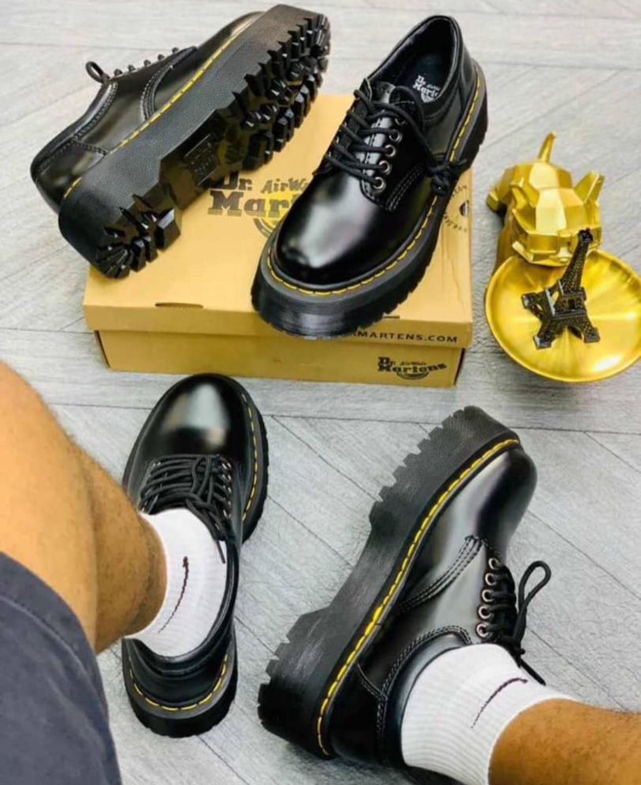 Men's Dr. Martens Low Double Sole Shoes - Premium Quality Leather Sneakers for Comfort and Durability