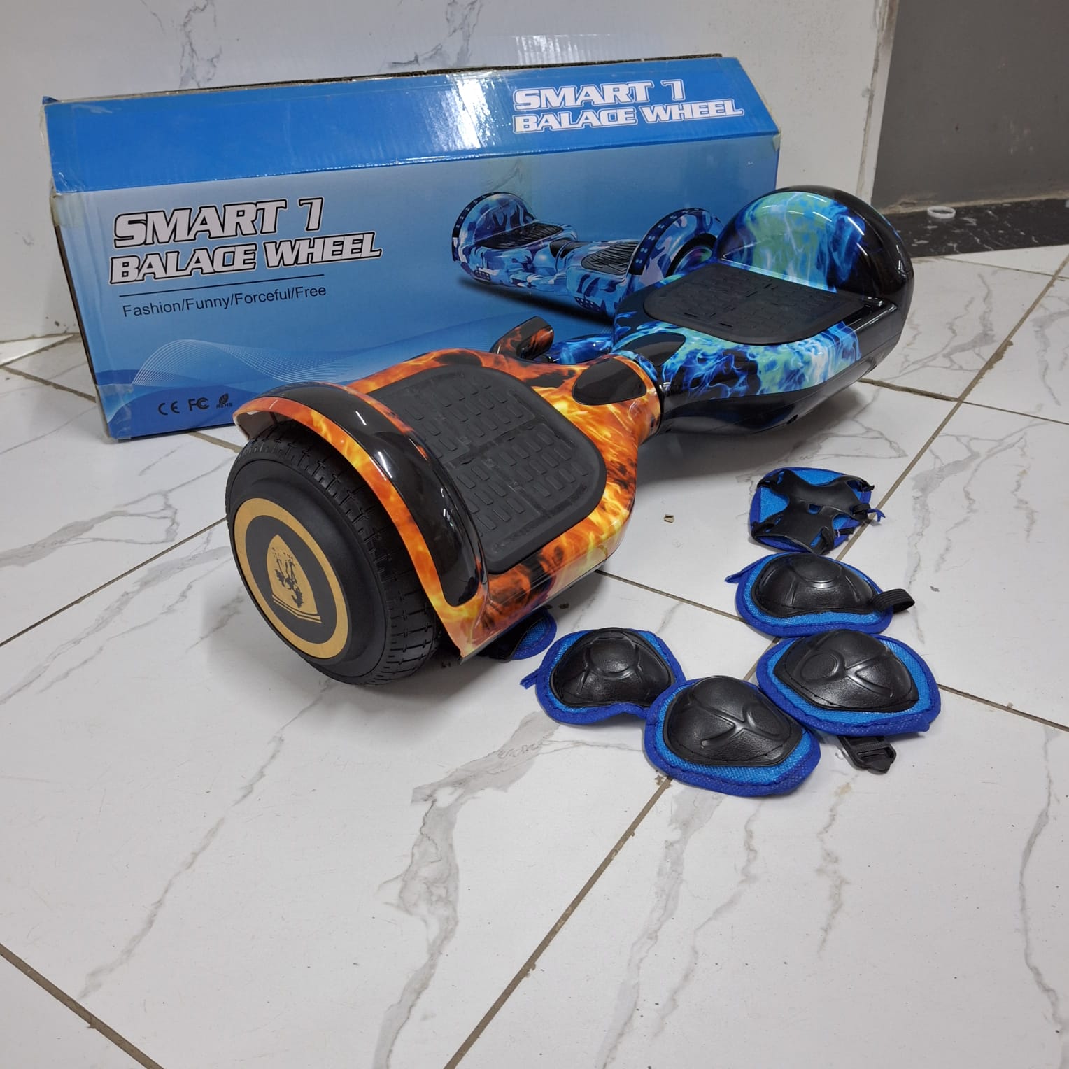 Smart 7 Hoverboard with Bluetooth – Includes Protective Gear & Charger for Safe, Fun Rides