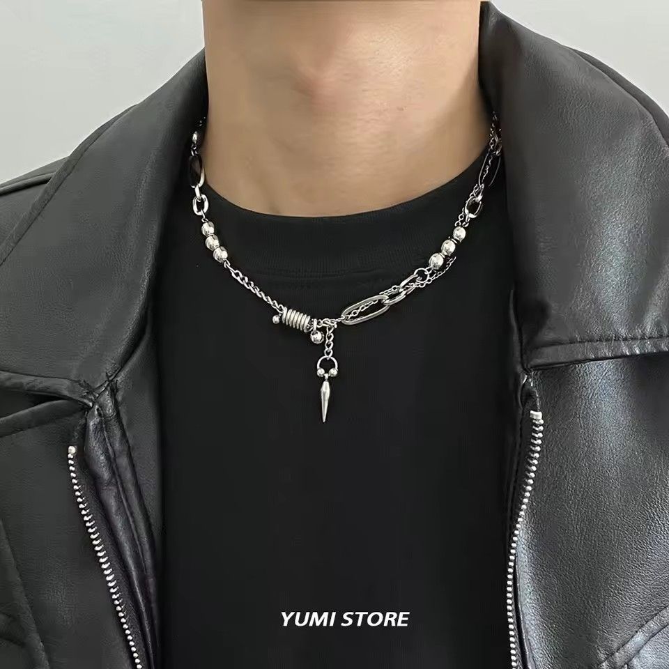 Hip-Hop Rivet Pendant Necklace For Man Woman Punk Titanium Steel Splicing Clavicle Sweater Chain Unisex Jewelry Kpop Accessories