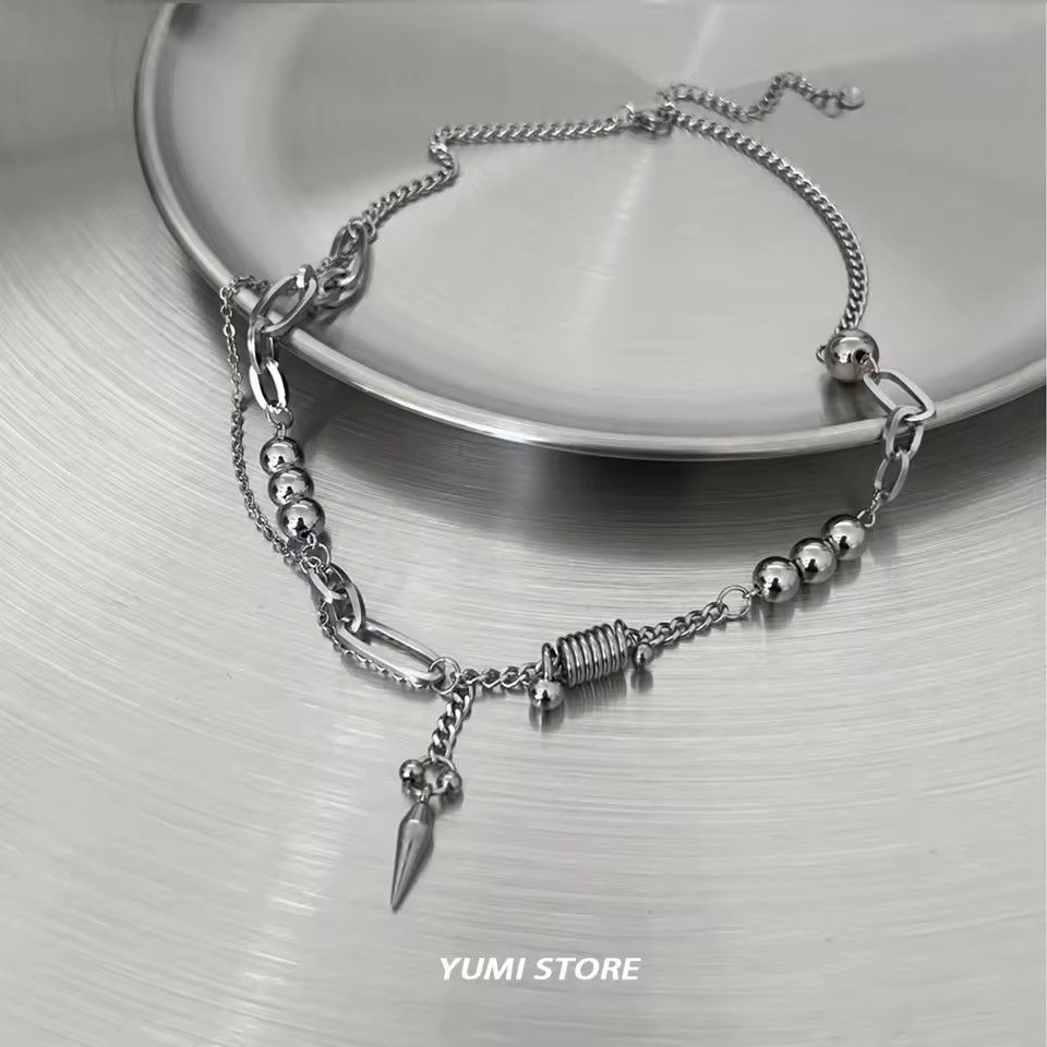 Hip-Hop Rivet Pendant Necklace For Man Woman Punk Titanium Steel Splicing Clavicle Sweater Chain Unisex Jewelry Kpop Accessories