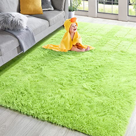 🥰🥰Fluffy plain and patched carpet size 7*8 @This woolen shag rug in cotton Fluffy material and a thick surface is the ideal carpet for your home that will give you value for your money. It is very s