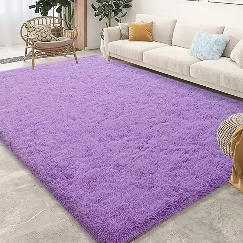 🥰🥰Fluffy plain and patched carpet size 7*8 @This woolen shag rug in cotton Fluffy material and a thick surface is the ideal carpet for your home that will give you value for your money. It is very s