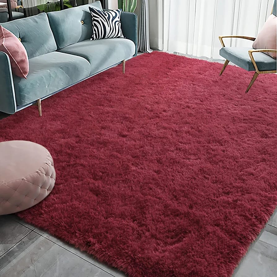 🥰🥰Fluffy plain and patched carpet size 7*8 @This woolen shag rug in cotton Fluffy material and a thick surface is the ideal carpet for your home that will give you value for your money. It is very s