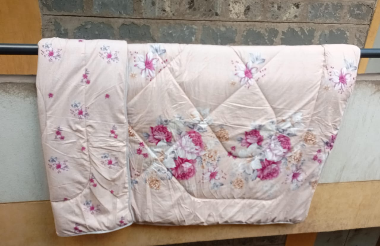 5*6 Duvet Set Binded Warm Cotton Star Duvet- Blanket-1 Duvet 1 Bedsheet 2 Cases