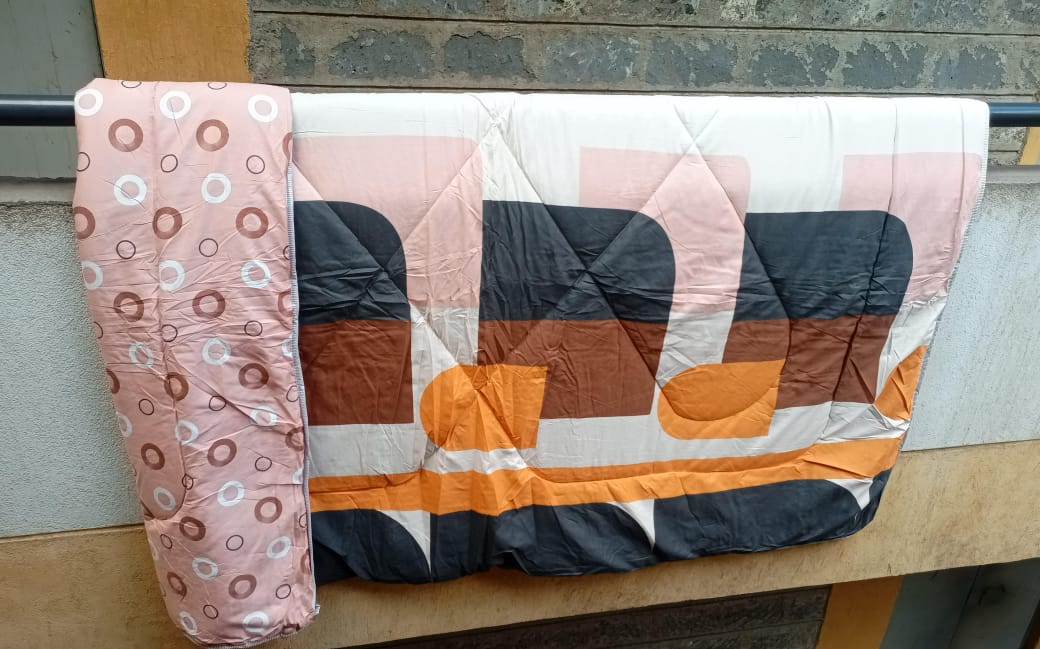 5*6 Duvet Set Binded Warm Cotton Star Duvet- Blanket-1 Duvet 1 Bedsheet 2 Cases