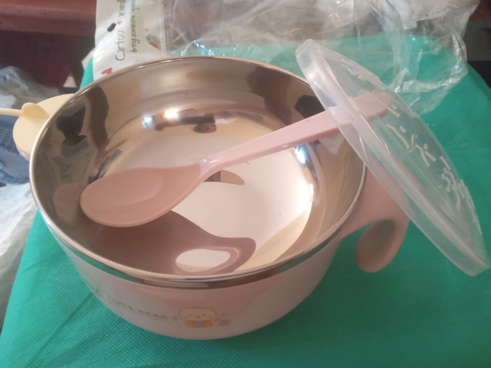 LUNCH BOX. Heated Lunch Box Stainless Steel Round Lunch Box with transparent lid a spoon. Thermal Insulation Lunch Box Double Insulation Tableware Food