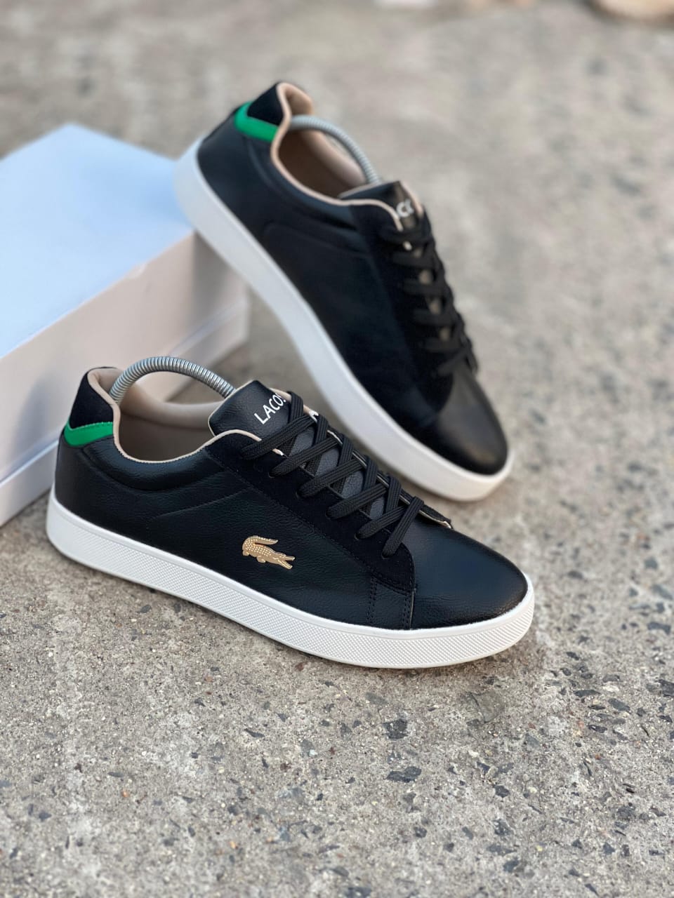 New Arrival Lacoste casual ,Breathable Sneakers ; Best Quality Men's Shoes/Women's Shoes Unisex Sneakers
