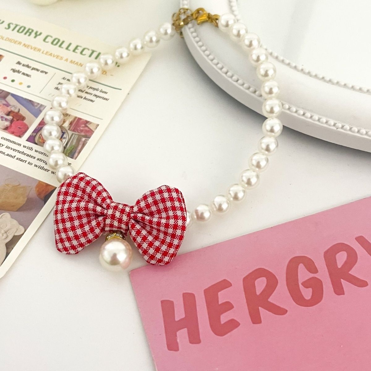 Cat collars Pet bells Cats and Dogs Pearl Necklaces Pet Accessories