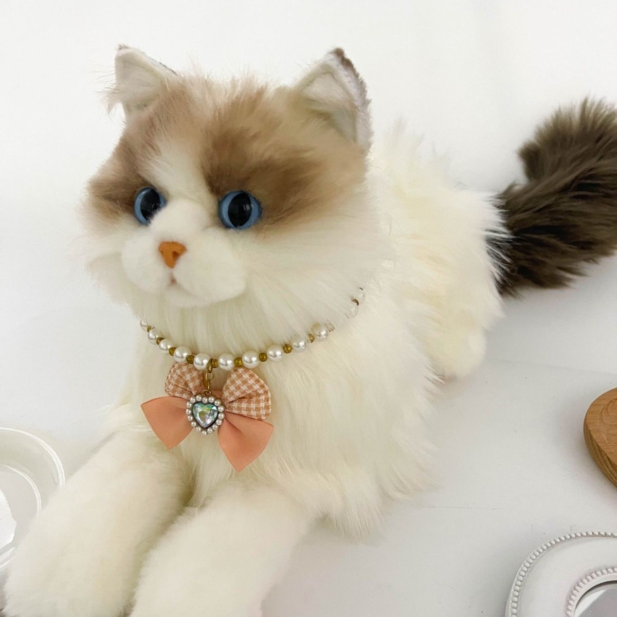 Cat collars Pet bells Cats and Dogs Pearl Necklaces Pet Accessories