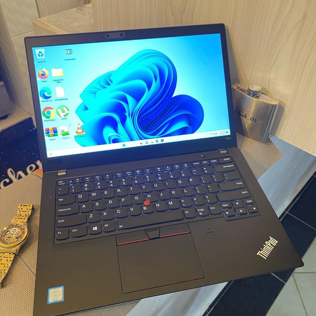 Lenovo ThinkPad T480s, Display, Intel Core i7, 8GB  RAM, 256GB SSD 14″ FHD