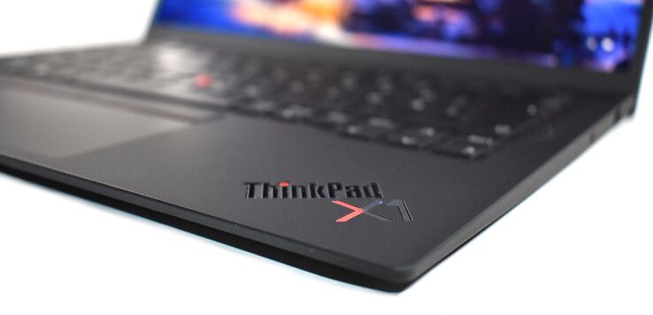 Lenovo X1 Carbon Intel Core i7 8GB RAM 256GB SSD 14 Inches Display