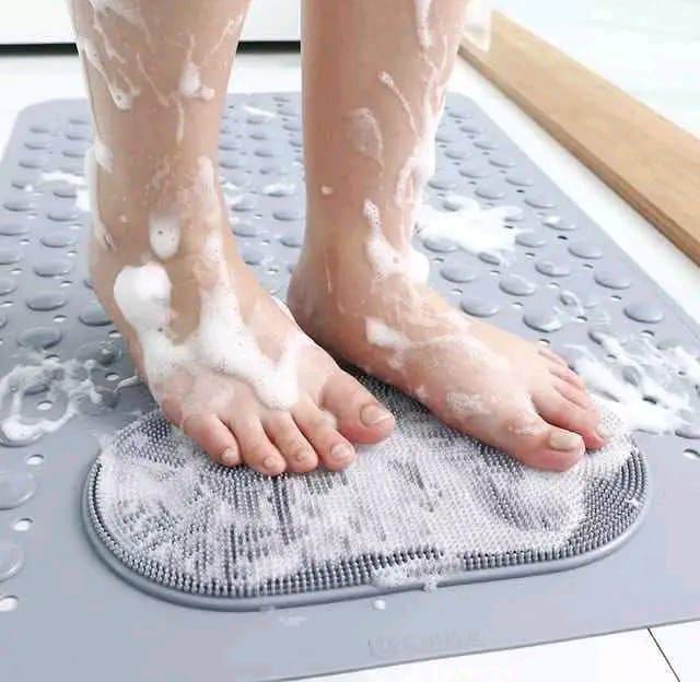 High quality Heavy Non-slip sefety Bathroom mat with a foot Massage with size of 50cmx80cm
