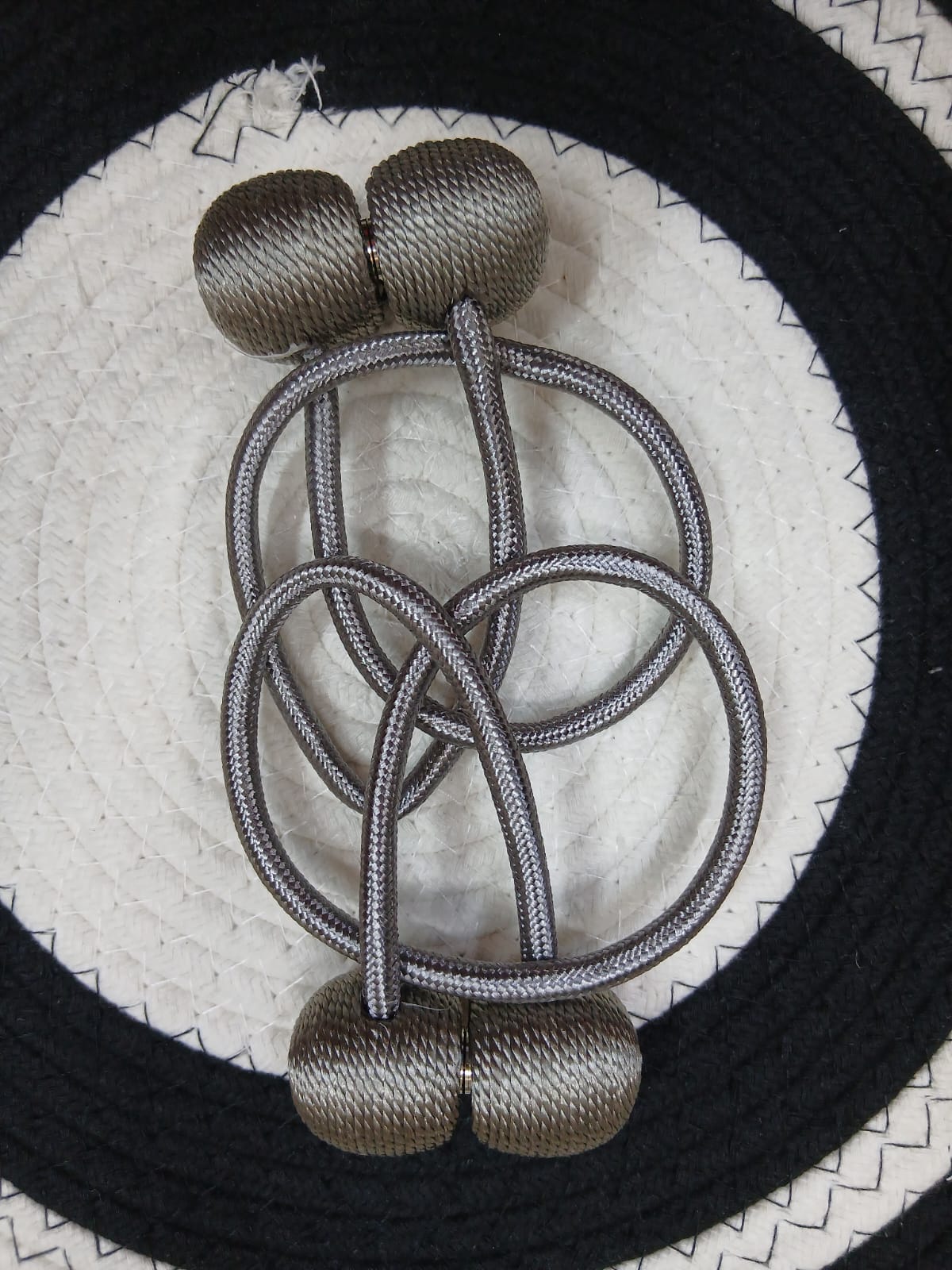 2Pcs Decorative Home or office Curtain holder