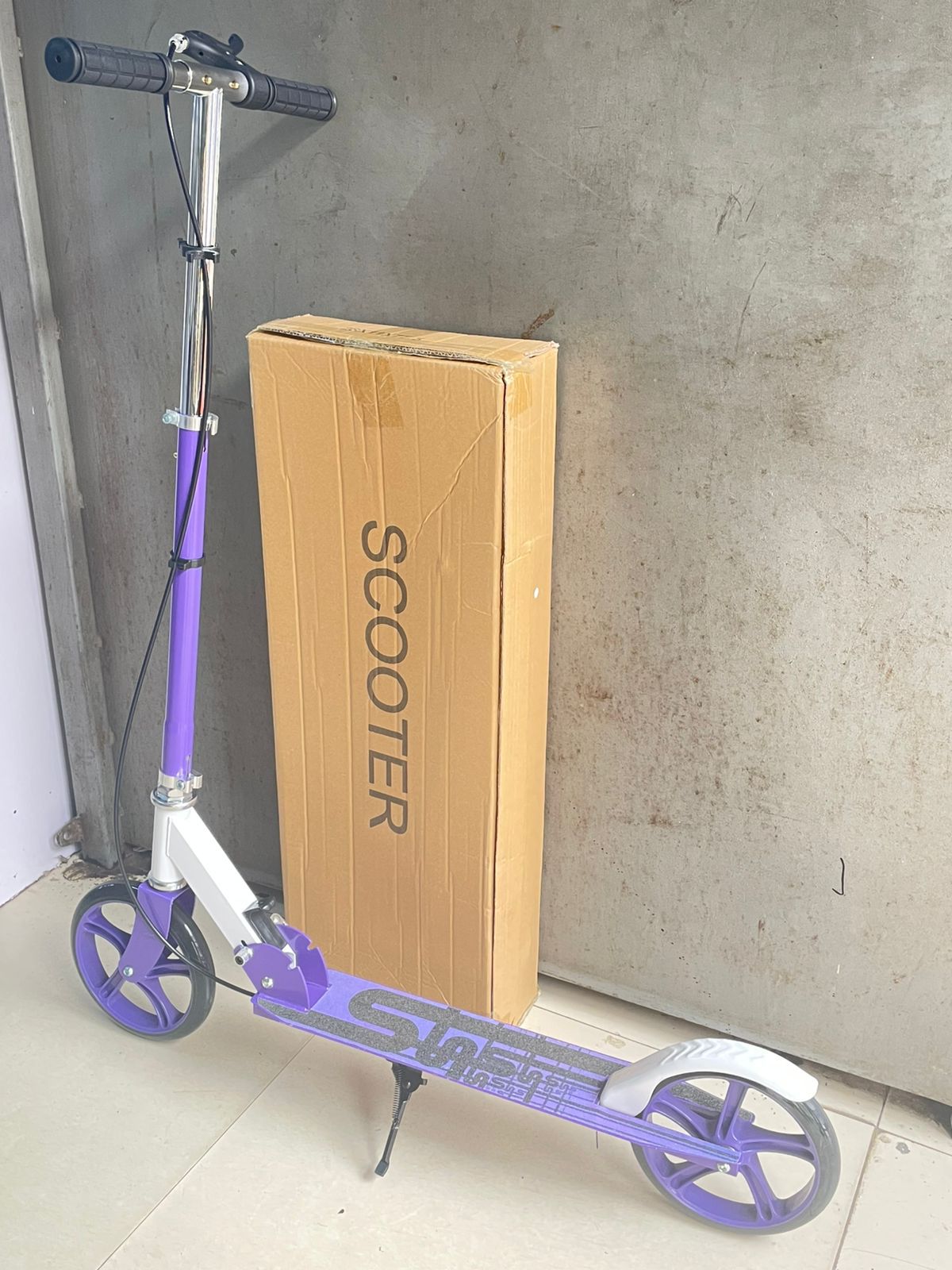 Foldable kids/Teenagers/Adults foldable metallic Scooter with hand break