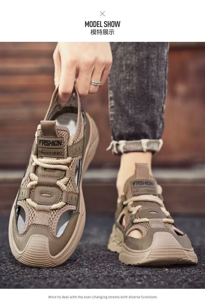 Sandals for men, lightweight and breathable casual sports shoes, outdoor hollow hole shoes, comfortable sandals for wearing outside with a toe cap, men's sandals