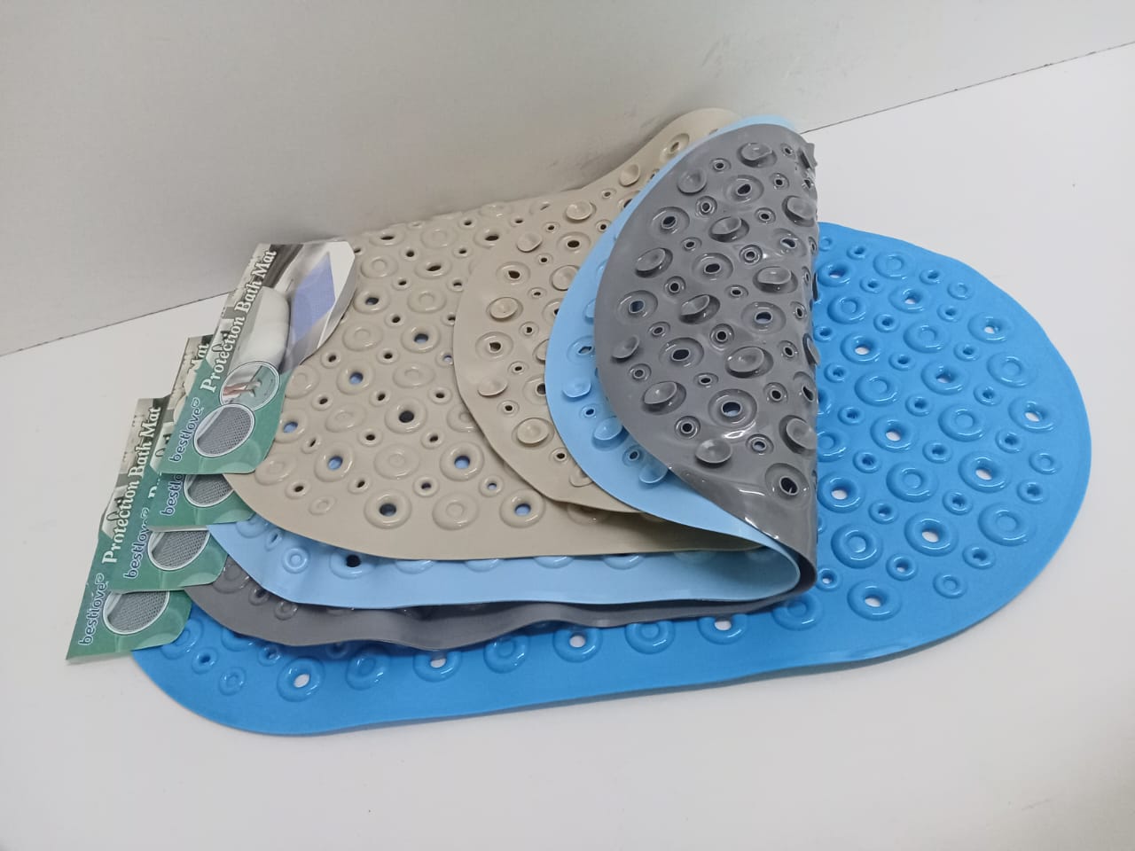 ANTISLIP BATHROOM SHOWER MAT
